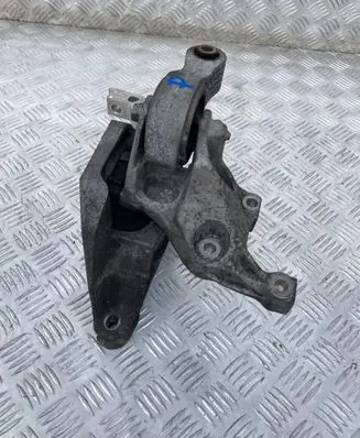 Peugeot 308 Engine mount vacuum valve 9808100880