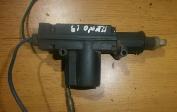 Renault 19 Central locking motor 