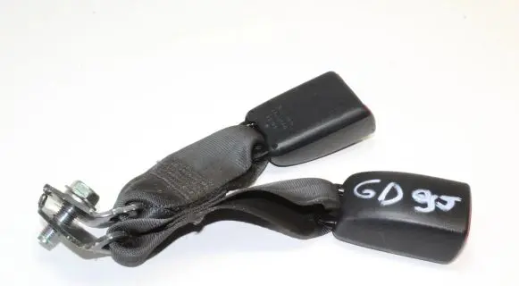 Mitsubishi Lancer Rear seatbelt buckle