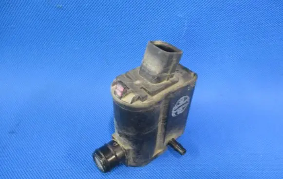 Windscreen/windshield washer pump