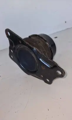 Ford Focus Engine mount bracket 3618292