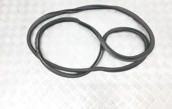 Seat Ateca Trunk rubber seal (body) 575827705