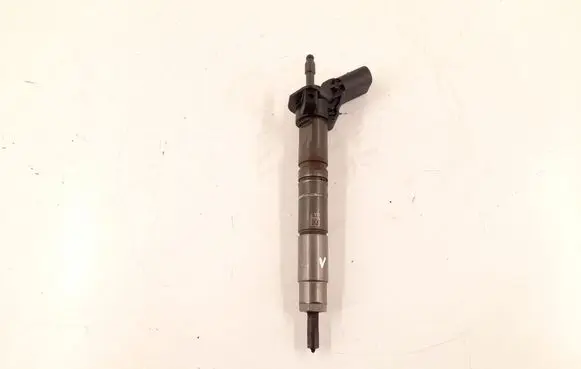 Mercedes-Benz C W204 Fuel injector 6420701187 A6420701187