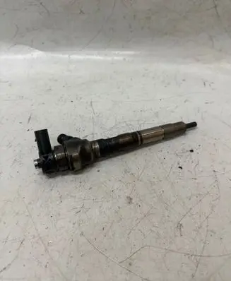 Skoda Superb B8 (3V) Fuel injector 04L130277AD