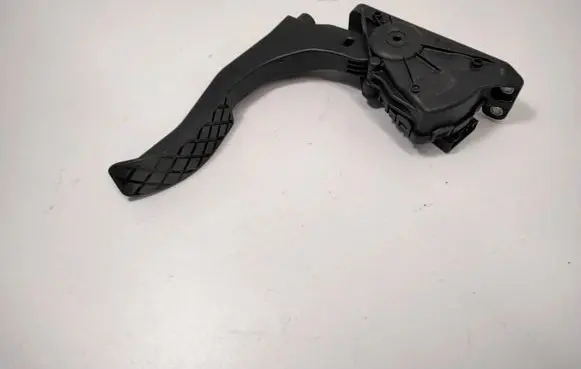 Audi A6 S6 C6 4F Accelerator throttle pedal 4F1721523B 6PV00898407
