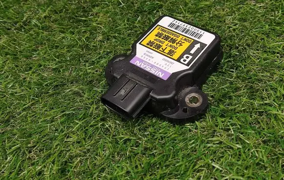 ESP acceleration yaw rate sensor