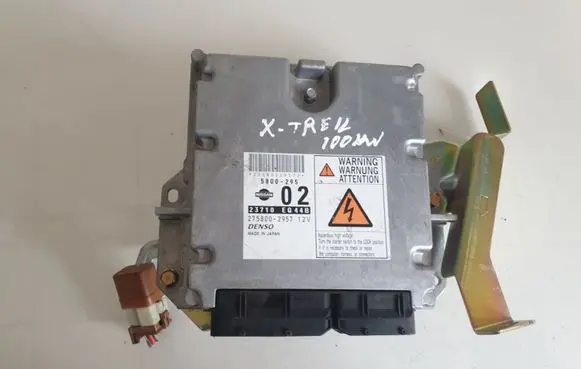 Nissan X-Trail T30 Engine control unit/module 23710EQ44B