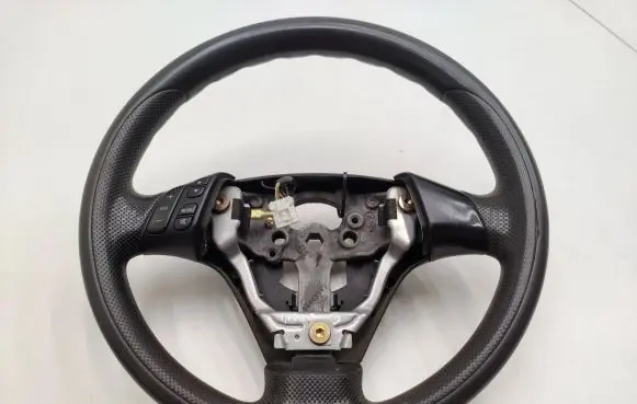 Mazda 3 I Steering wheel