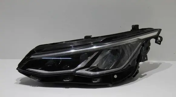 Volkswagen Golf VIII Headlight/headlamp 5H1941005B 90150890 8991VR4AAH4Q
