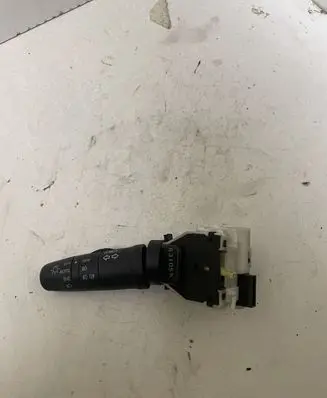 Nissan Note (E11) Wiper control stalk 6311SN