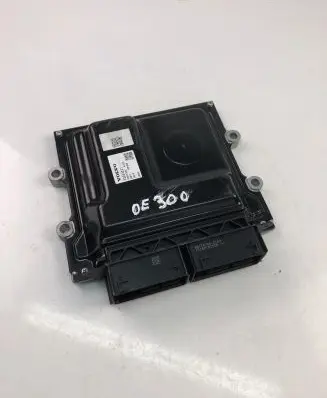 Volvo V60 Engine control unit/module ECU 32253221