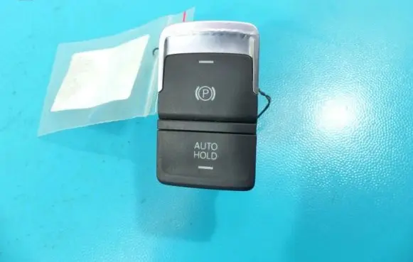 Volkswagen Golf VII Handbrake/parking brake auto hold switch 5Q0927225D IMPRK1187885