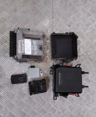 Renault Scenic III - Grand scenic III Other control units/modules 0281018284