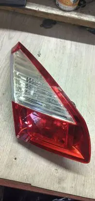 Tailgate rear/tail lights
