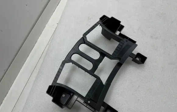 Other center console (tunnel) element