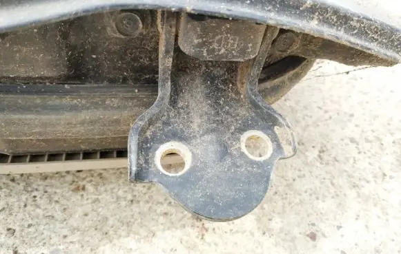 Mitsubishi Galant Rear door lower hinge