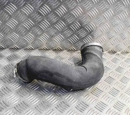 Audi A7 S7 4G Intercooler hose/pipe 4G0145709N