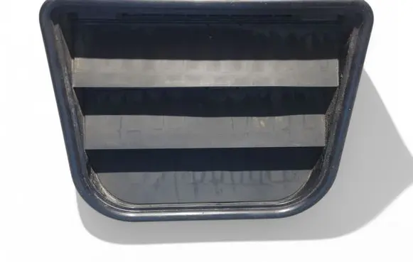 Volvo S60 Quarter panel pressure vent 31291229