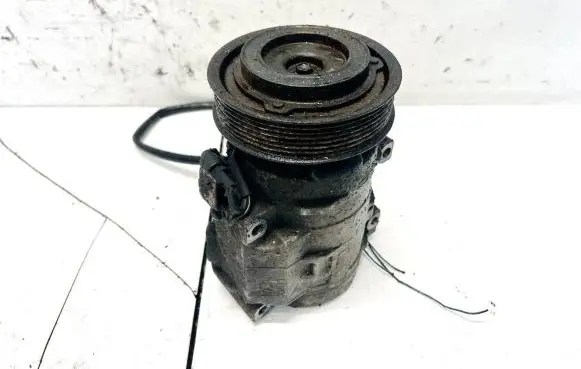 Mitsubishi Pajero Air conditioning (A/C) compressor (pump)