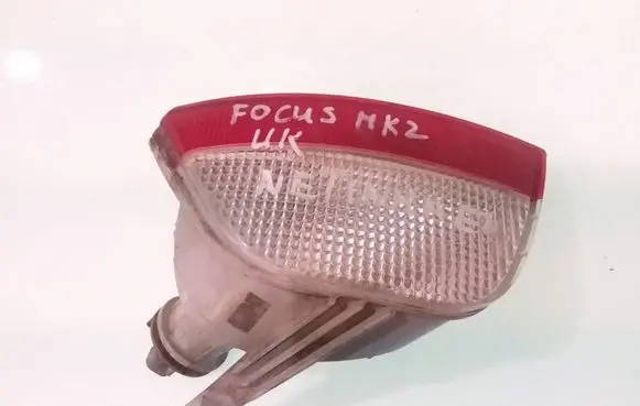 Ford Focus Tailgate rear/tail lights