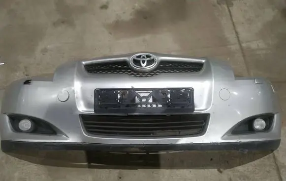 Toyota Auris 150 Front bumper pilkas