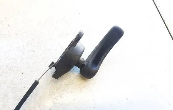 Renault Megane I Engine bonnet (hood) release handle 834395csa