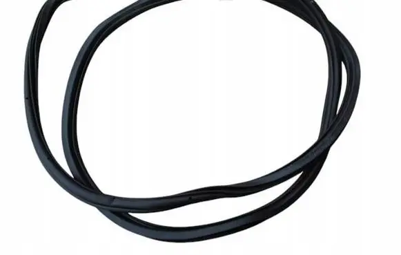Audi Q7 4L Front door rubber seal 