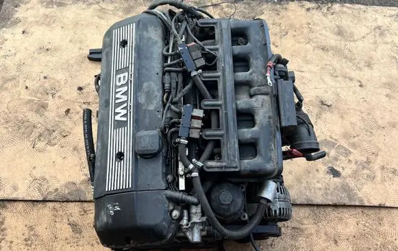 BMW 5 E60 E61 Engine M54B25