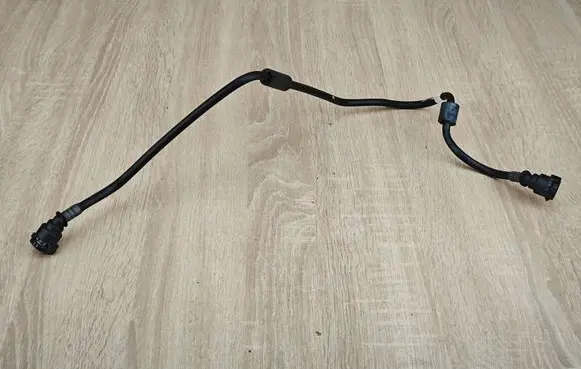 BMW 5 G30 G31 G38 Vacuum line/pipe/hose 8678494