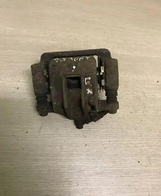 Hyundai Trajet Rear brake caliper