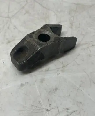 Volkswagen Multivan T4 Fuel Injector clamp holder
