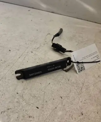 Hyundai Sonata Aerial antenna amplifier 954203K100