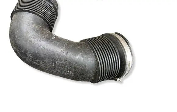 Audi Q7 4M Air intake duct part 059129616G 0008960 4C13058AC