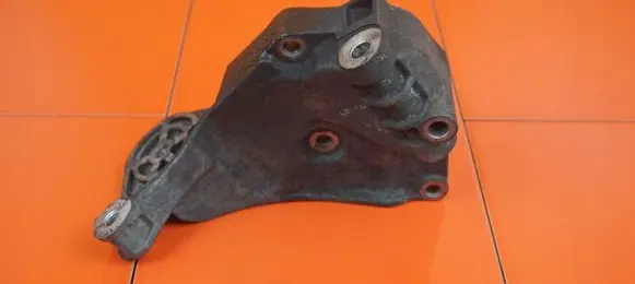 Iveco Massif Engine mounting bracket 504115732 F1CE0481F