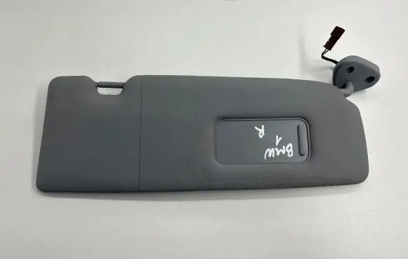 BMW 1 E81 E87 Sun visor 7120566