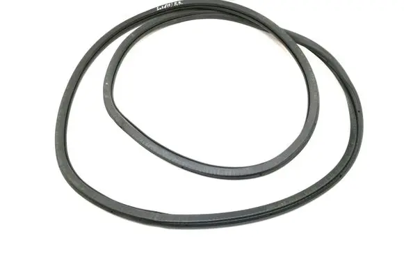 Volkswagen Golf V Front door rubber seal 1K4867911B