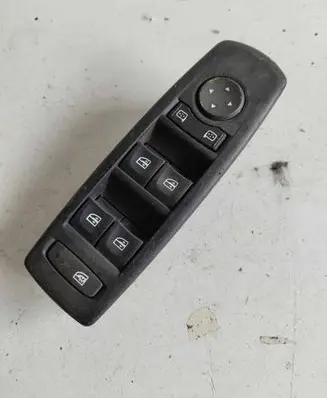Renault Scenic III - Grand scenic III Electric window control switch E30169
