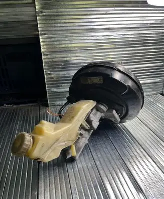 Toyota Corolla E120 E130 Master brake cylinder 744712514