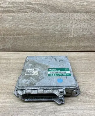 Audi A6 S6 C4 4A Engine control unit/module 4A0907401 0281001128
