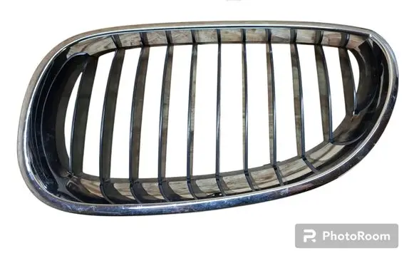 BMW 5 E60 E61 Front bumper upper radiator grill