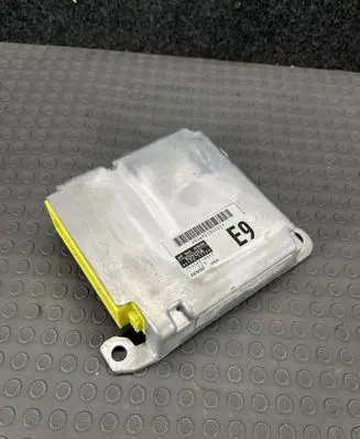 Toyota Prius (XW20) Airbag control unit/module 8917047390