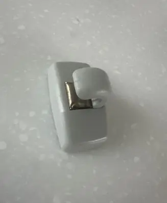 Sun visor clip/hook/bracket