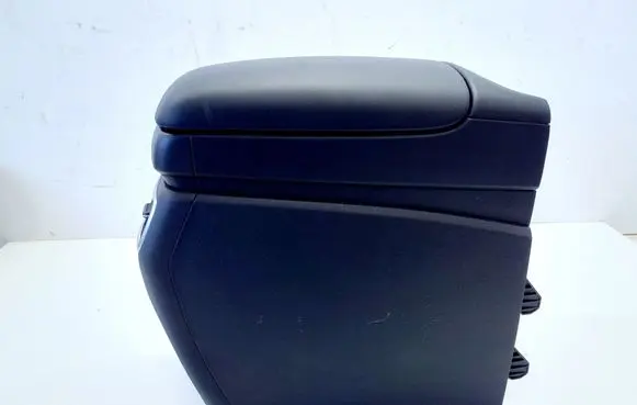 Hyundai Santa Fe Armrest 84602S1AAG0 84602S1AG0NNB