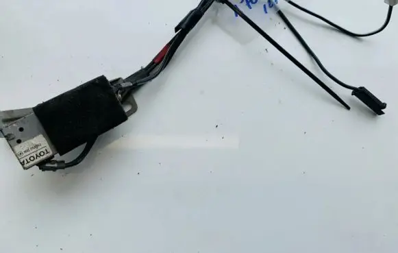 Toyota Previa (XR30, XR40) II Antenna control unit 8630028350 86300-28350
