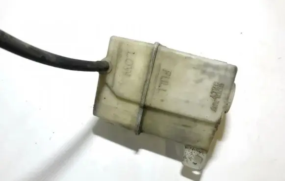 Mazda 323 F Coolant expansion tank/reservoir 823021096 823021-096