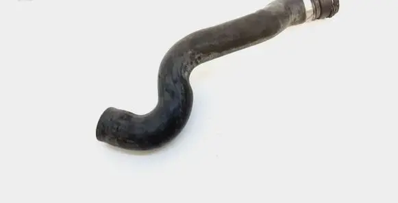 Volvo XC90 Engine coolant pipe/hose 30741048
