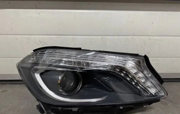 Mercedes-Benz A W176 Headlight/headlamp A1768201261