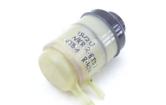 Isuzu N Series Power steering fluid tank/reservoir