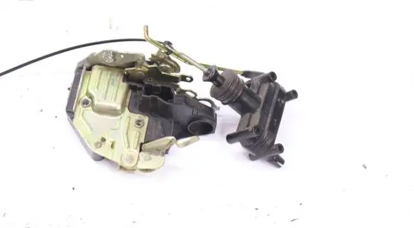 Mercedes-Benz E W124 Rear door lock 5782889