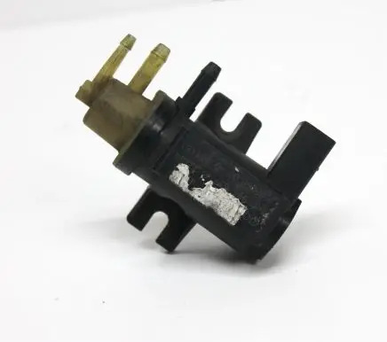 Audi A4 S4 B7 8E 8H Turbo solenoid valve 1K0906627A